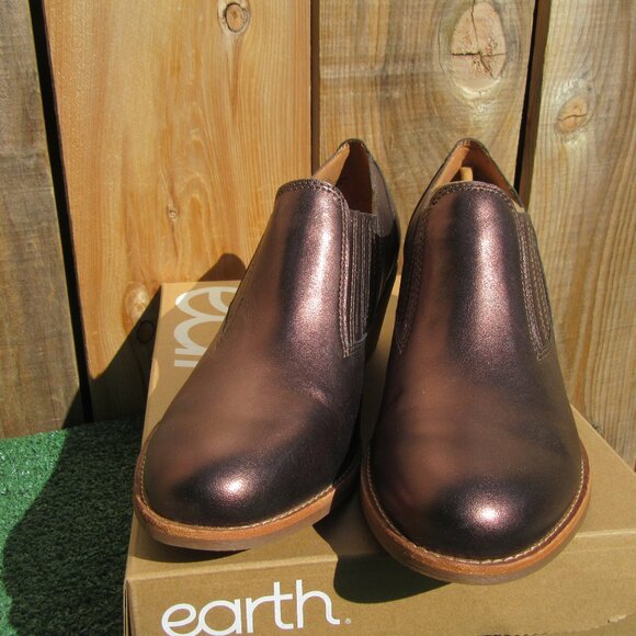 Brand New Earth Women's Jalin Bronze Shimmer Ankle Boot Booties Size 11 - Picture 3 of 9